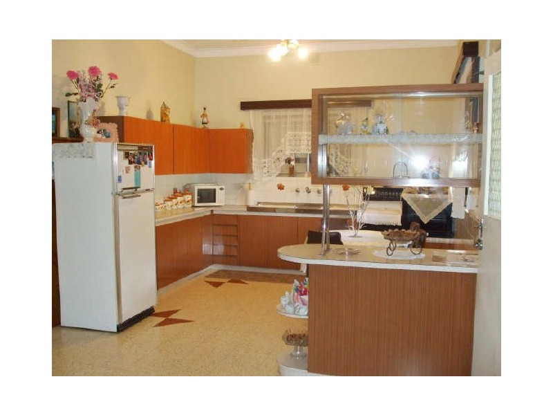 1 Kinross Avenue, Seaton SA 5023