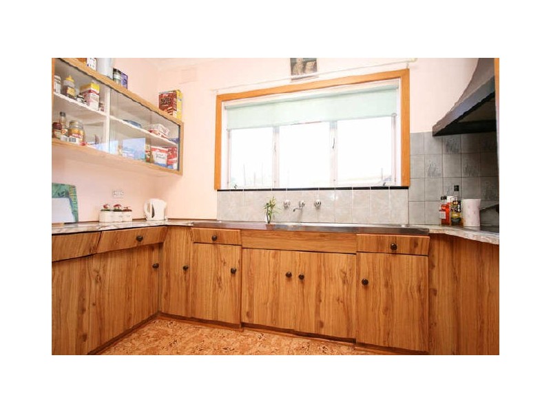 13 Lowe Street, Royal Park SA 5014