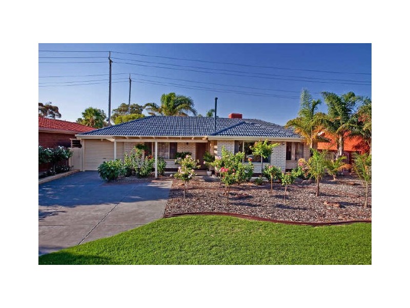 27 Manly Circuit, West Lakes Shore SA 5020