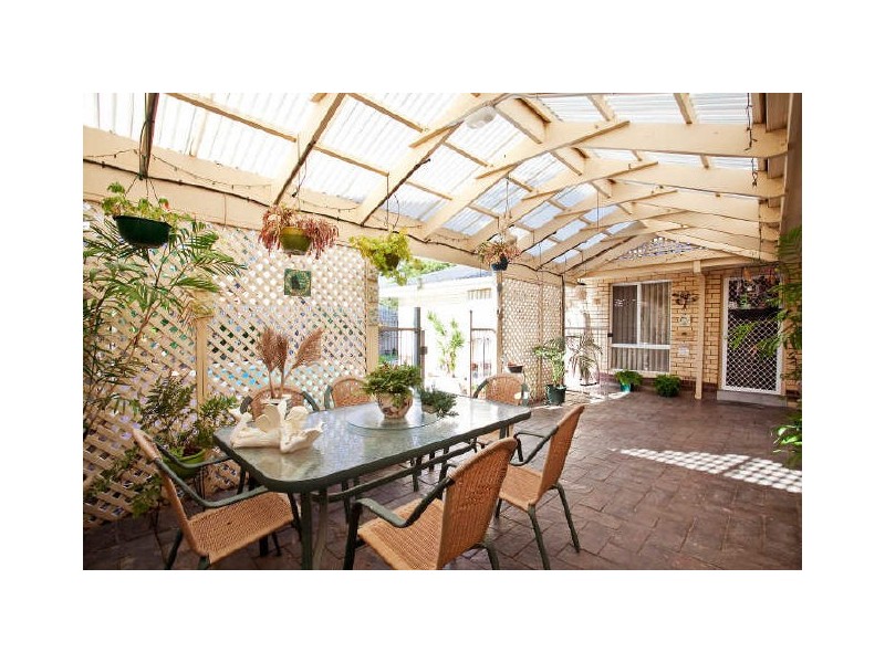 27 Manly Circuit, West Lakes Shore SA 5020