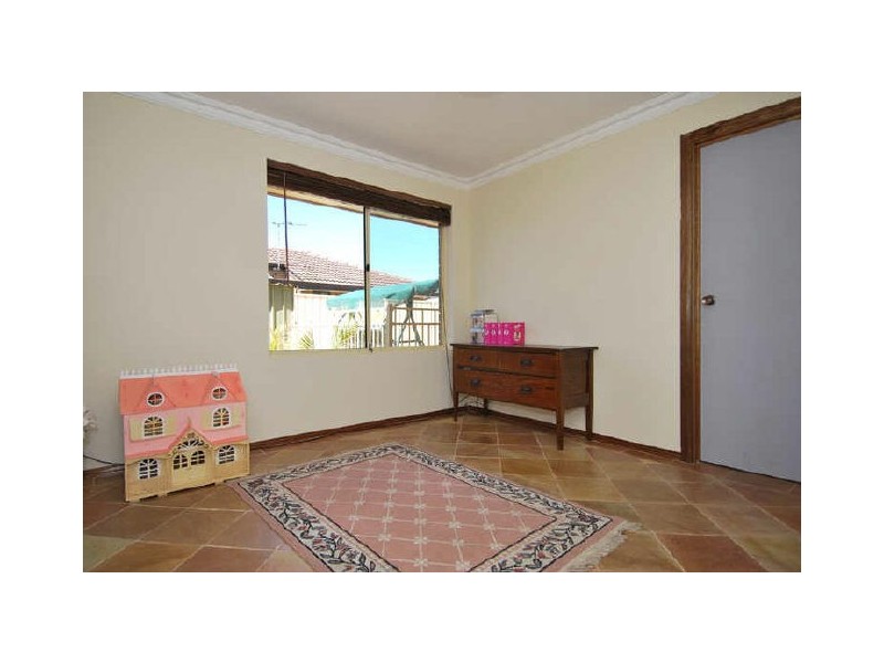 11 Fonda Crt, Paralowie SA 5108