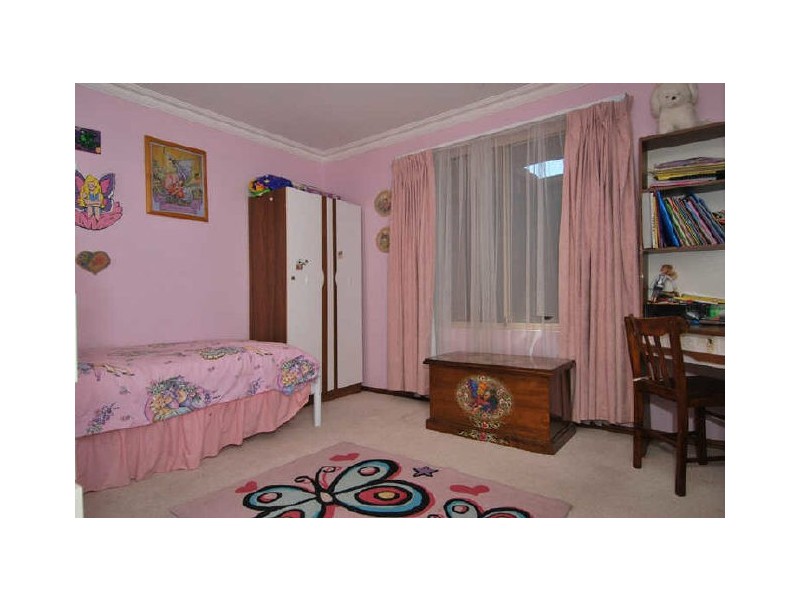 11 Fonda Crt, Paralowie SA 5108