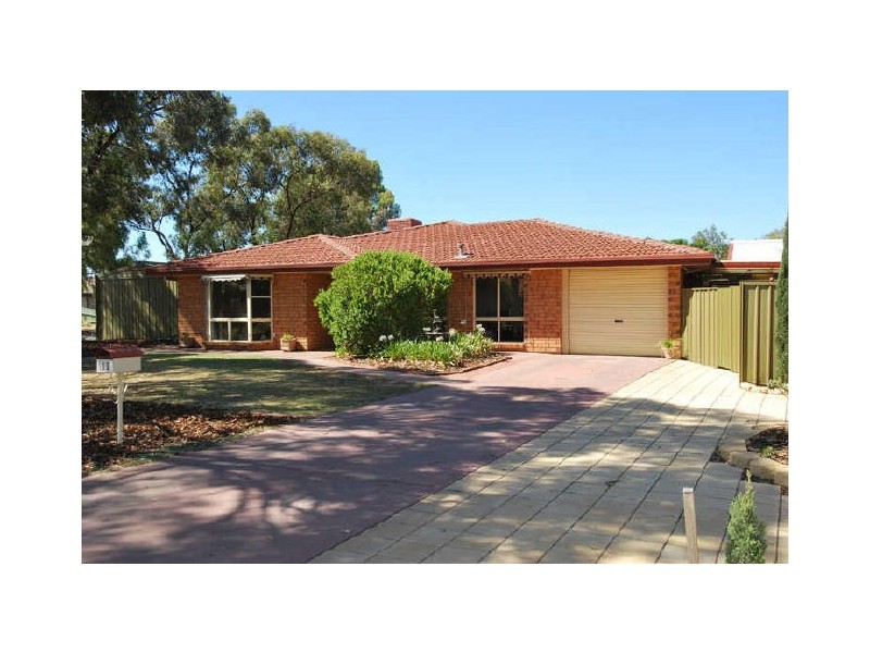 11 Fonda Crt, Paralowie SA 5108