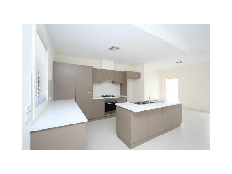 33 Manly Circuit, West Lakes Shore SA 5020