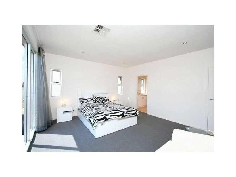 13 Esplanade, Semaphore South SA 5019