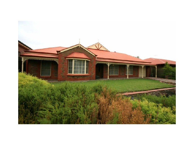 4 Meadow Lane, Gulfview Heights SA 5096