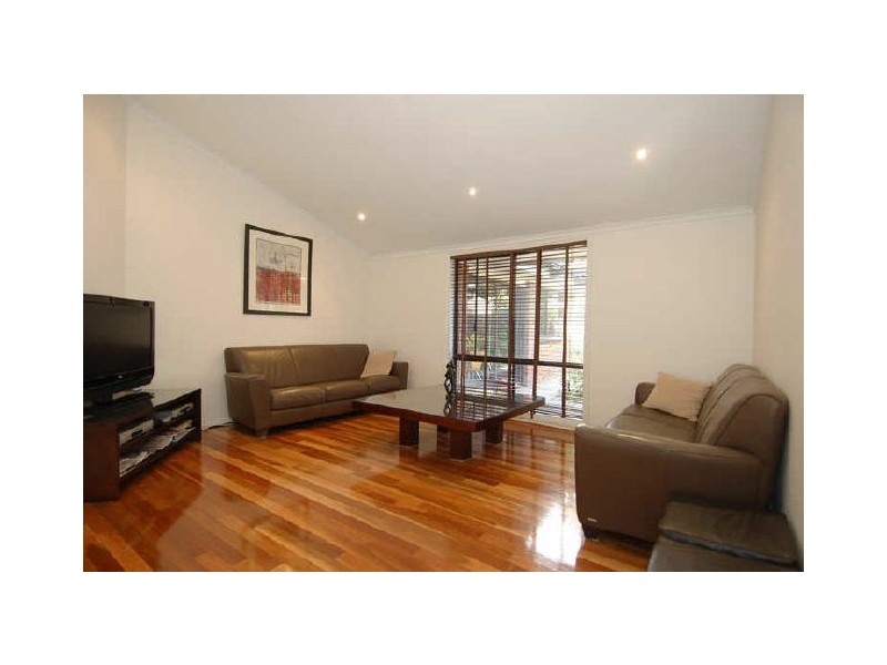 42 McDonald Grove, West Lakes SA 5021