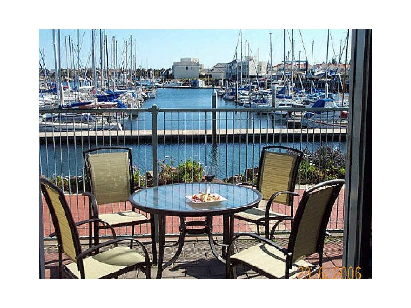 3/12 Arcadia Court, North Haven SA 5018