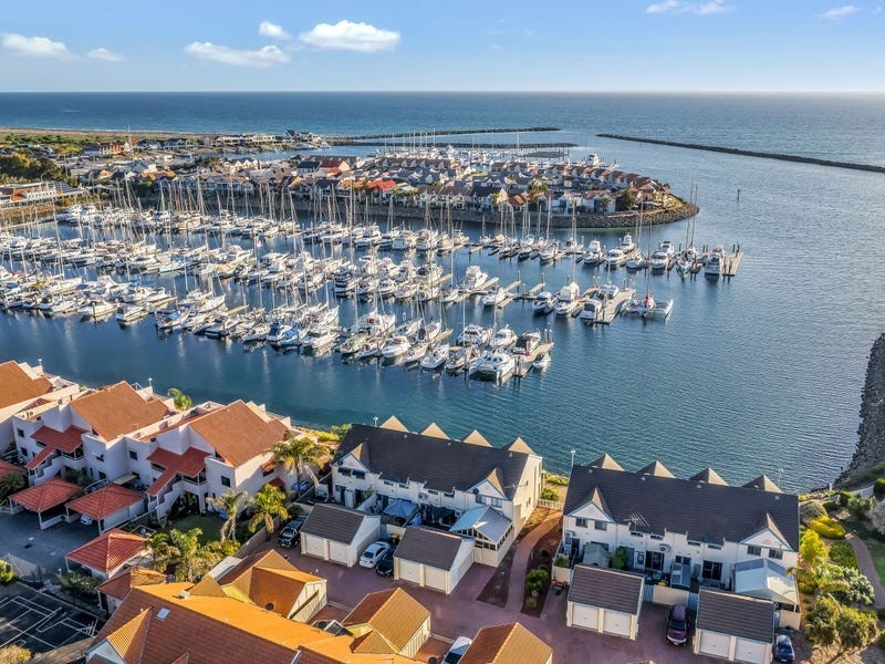 Berth 73/7 Arcadia Court, North Haven SA 5018