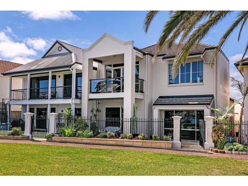 5 Sarnia Way, Port Adelaide SA 5015