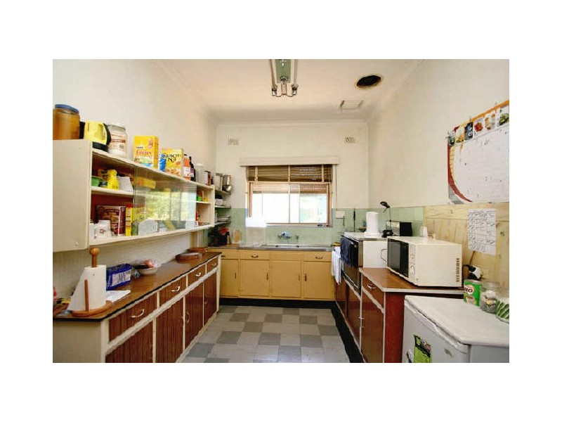 86 May Terrace, Ottoway SA 5013