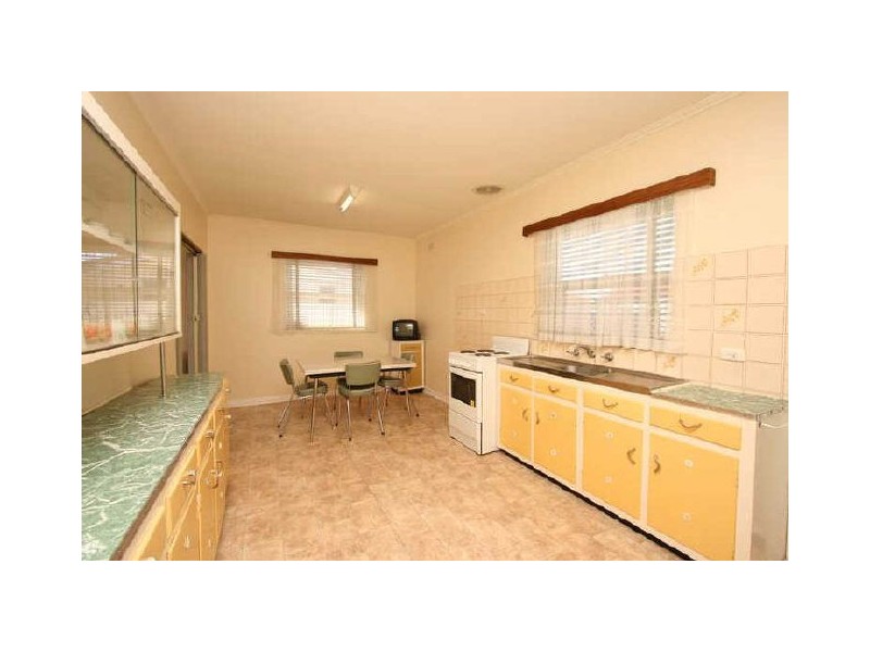 28 Rose Street, Ottoway SA 5013