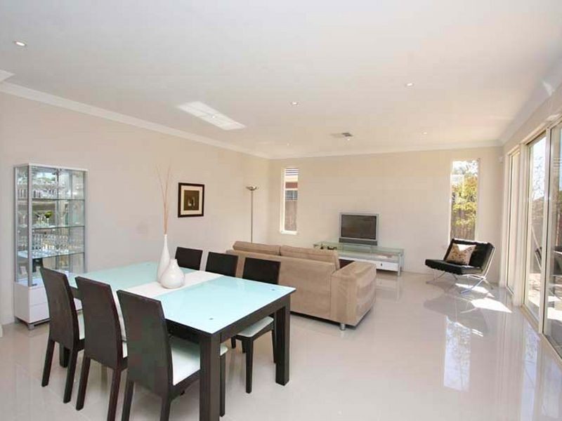 23 Nareeda Way, West Lakes SA 5021