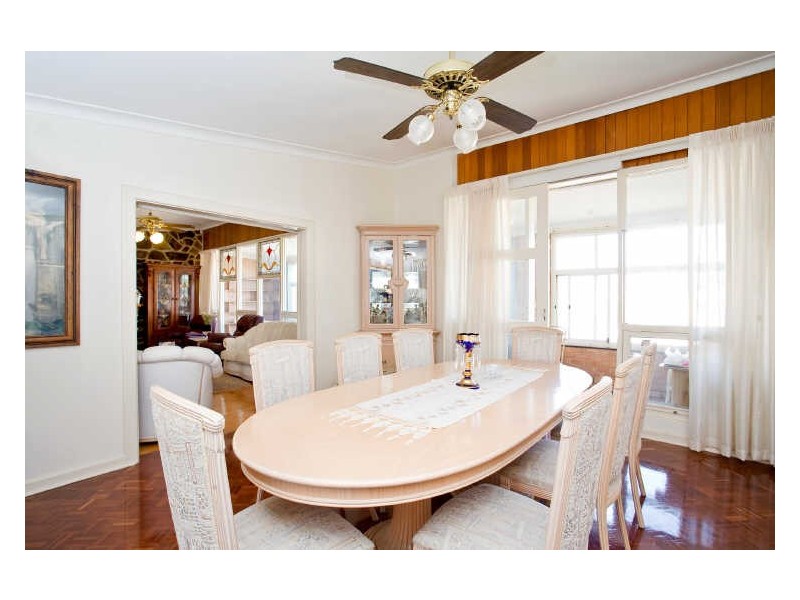 156 Seaview Road, Tennyson SA 5022