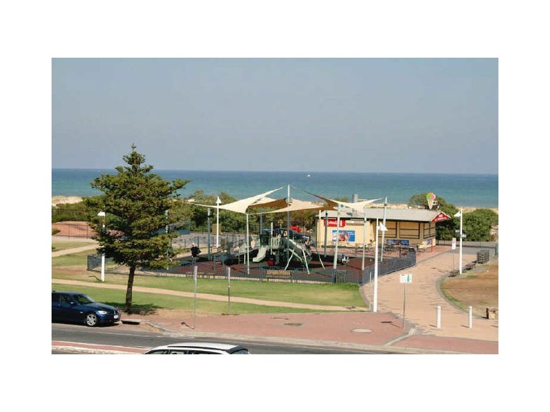 105 Railway Terrace, Largs North SA 5016