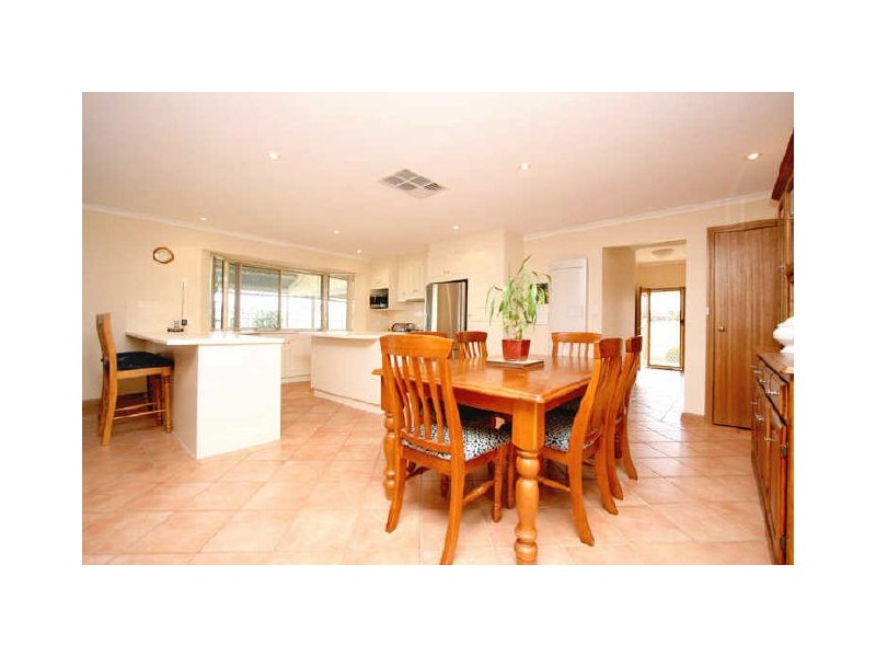 1 Bowman Street, Walkley Heights SA 5098