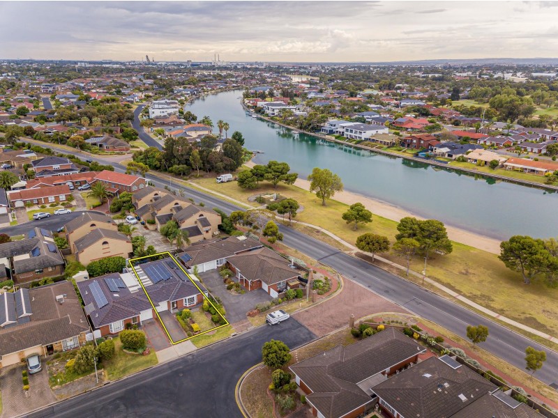 1/18 Cocos Grove, West Lakes SA 5021