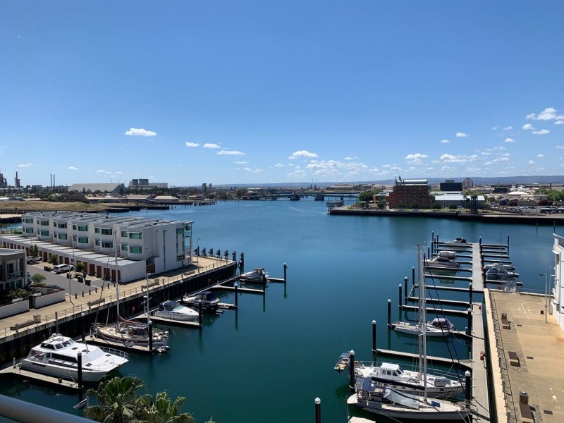 607/1-2 Tarni Court, New Port SA 5015