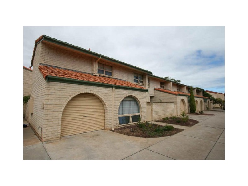 6/3 Mooloola Way, West Lakes Shore SA 5020