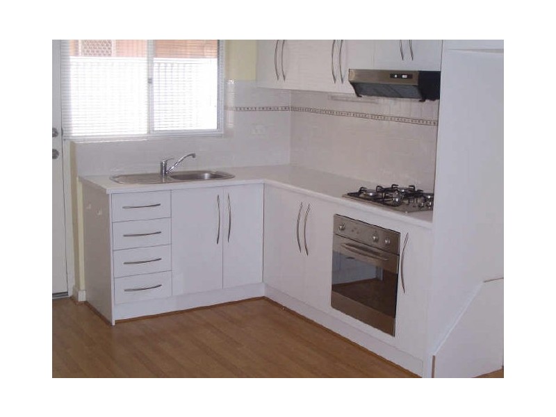 2/27 Military Road, West Beach SA 5024
