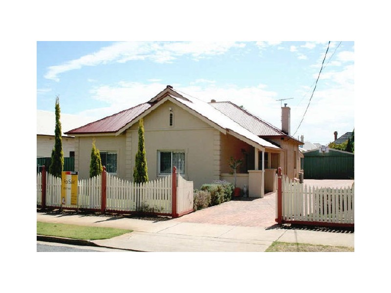 19 Kalgoorlie Road, Largs Bay SA 5016