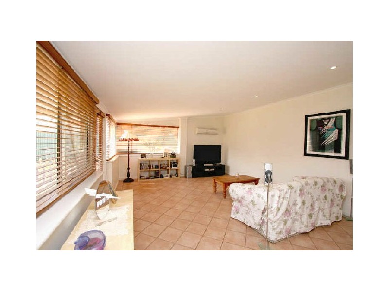 19 Kalgoorlie Road, Largs Bay SA 5016