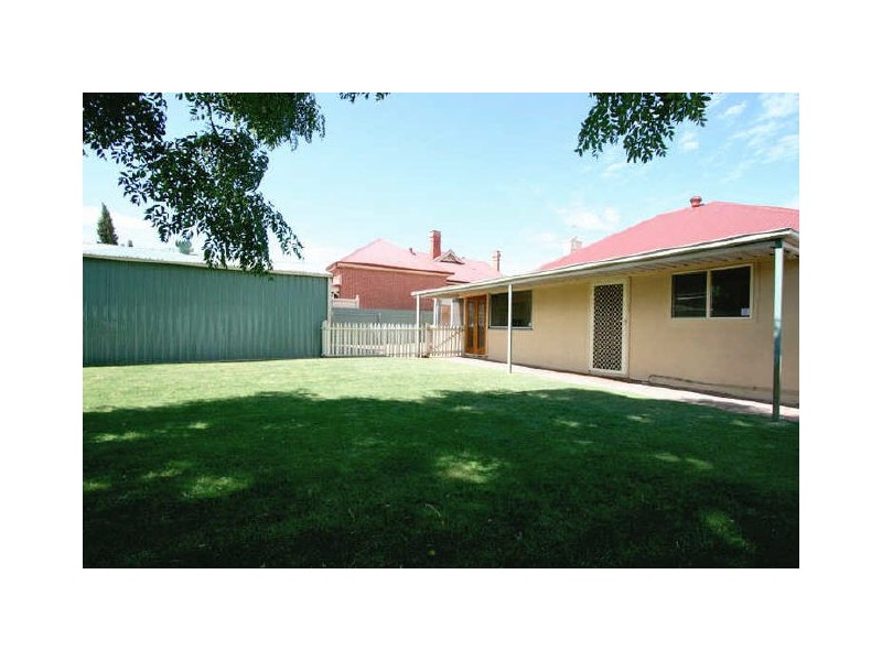 19 Kalgoorlie Road, Largs Bay SA 5016