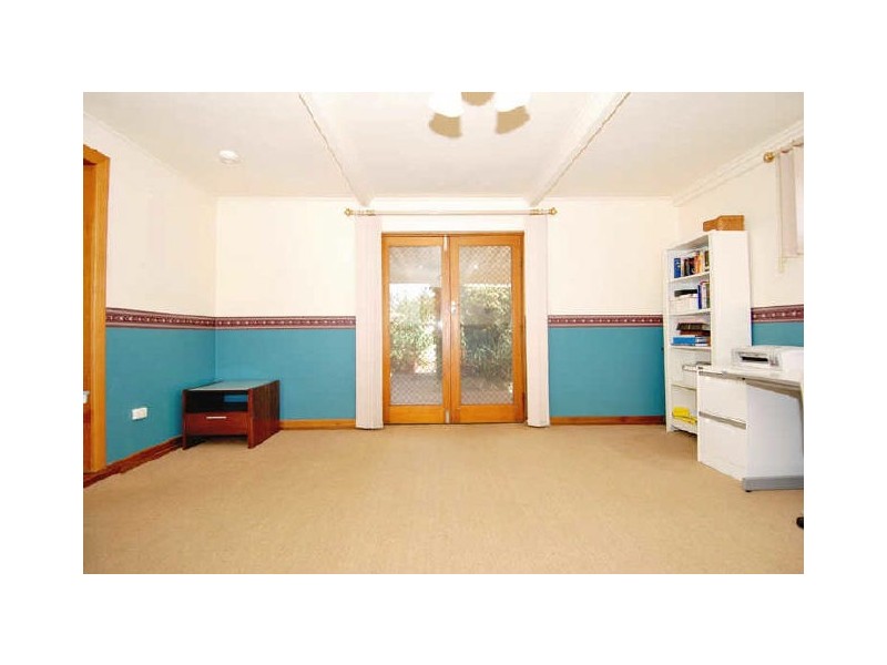 9 Dolphin Terrace, West Lakes Shore SA 5020