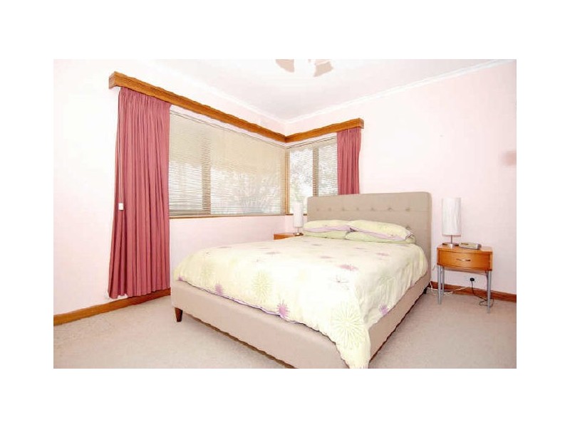 9 Dolphin Terrace, West Lakes Shore SA 5020