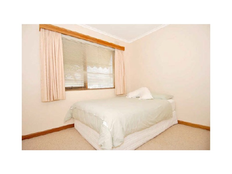 9 Dolphin Terrace, West Lakes Shore SA 5020