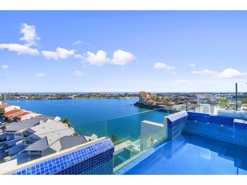 67/155 Brebner Drive, West Lakes SA 5021