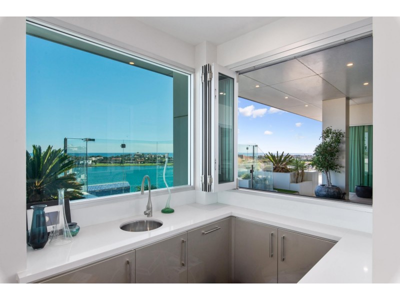 67/155 Brebner Drive, West Lakes SA 5021