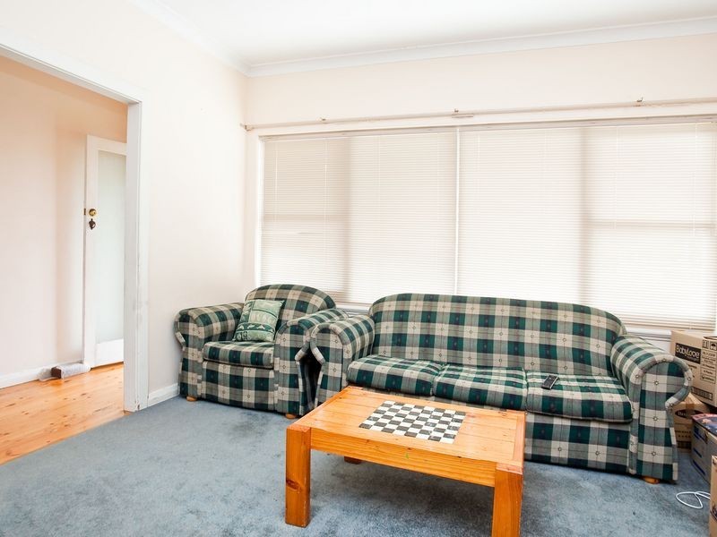 17 Kirkcaldy Avenue, Grange SA 5022