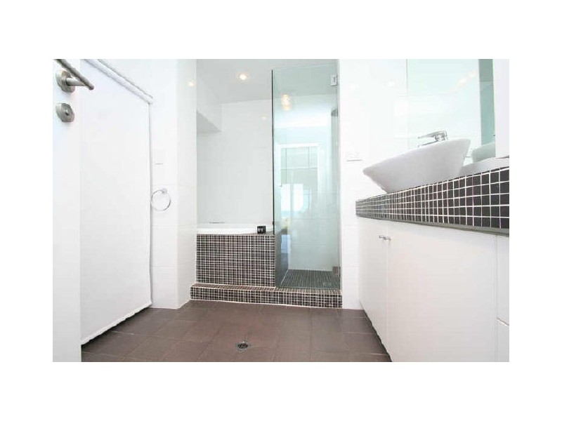 2 & 5/15 Seaview Road  (Esplanade), West Beach SA 5024