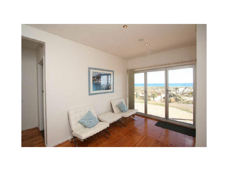 2 & 5/15 Seaview Road  (Esplanade), West Beach SA 5024
