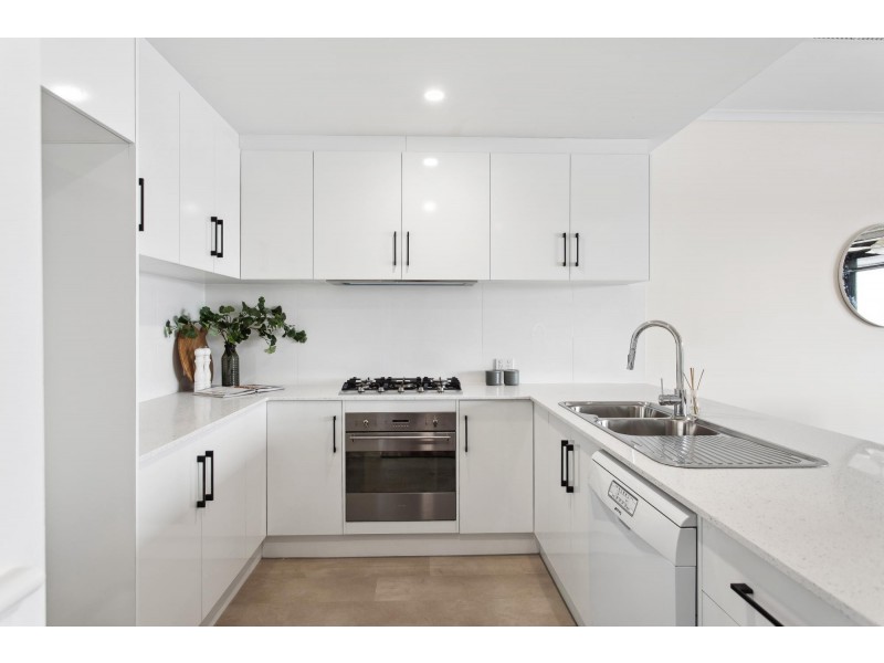 4 Karatta Dock, Port Adelaide SA 5015