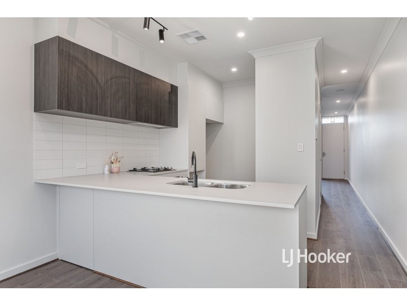 16 Norman Street, West Lakes SA 5021