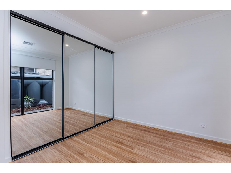 24 Yalpara Avenue, Seaton SA 5023