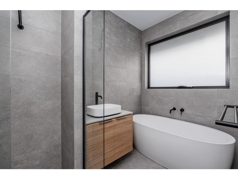 24 Yalpara Avenue, Seaton SA 5023