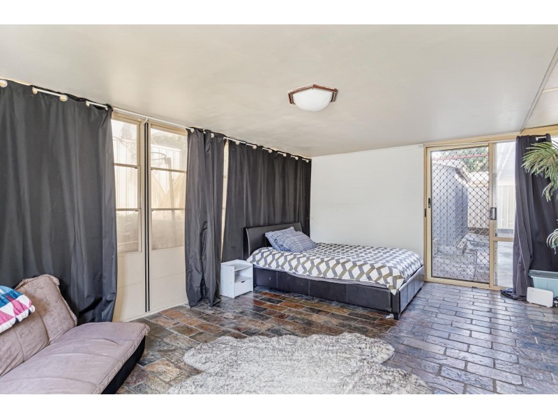 22 Waitara Court, Morphett Vale SA 5162