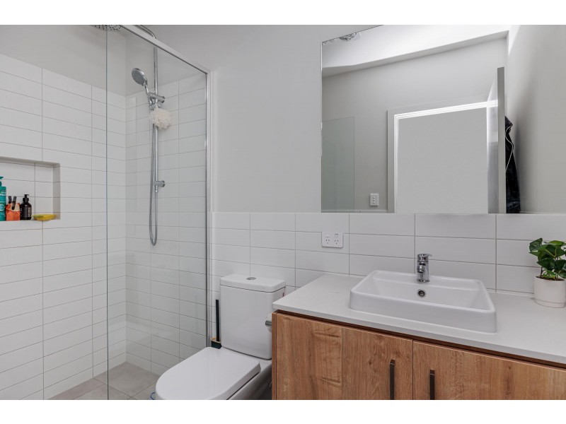 2 Haru Lane, West Lakes SA 5021