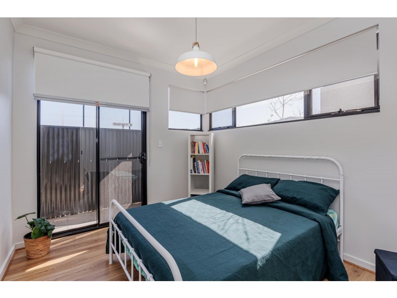 2 Haru Lane, West Lakes SA 5021