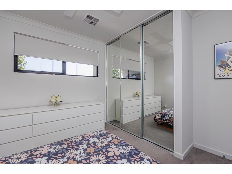 2 Haru Lane, West Lakes SA 5021