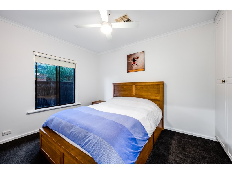 16 Hawaii Court, West Lakes SA 5021