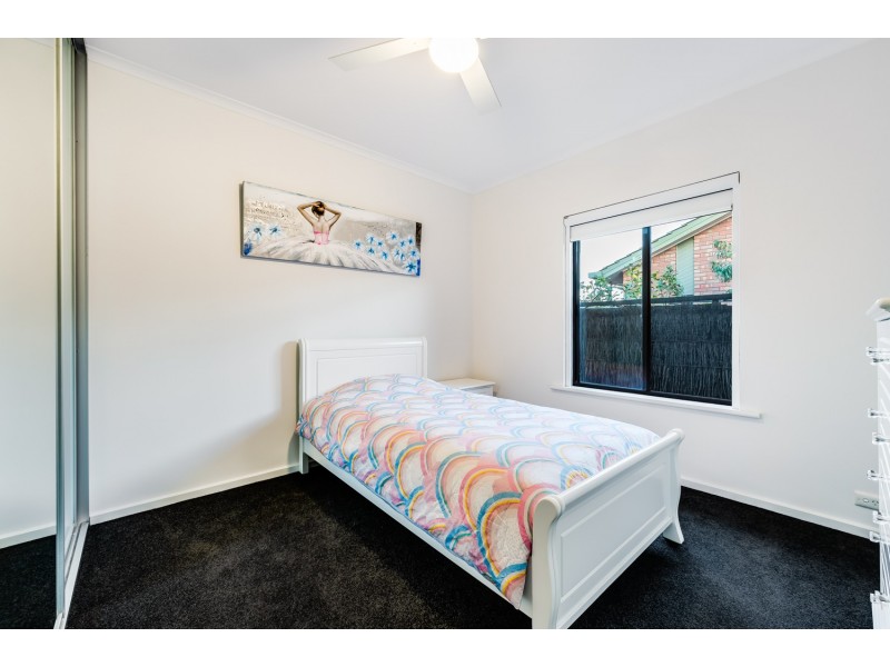 16 Hawaii Court, West Lakes SA 5021