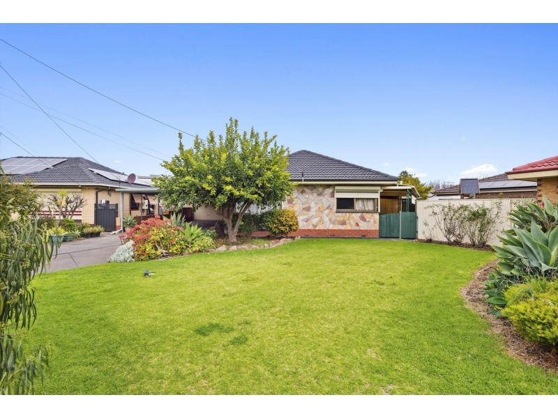 15 Festival Crescent, Kidman Park SA 5025
