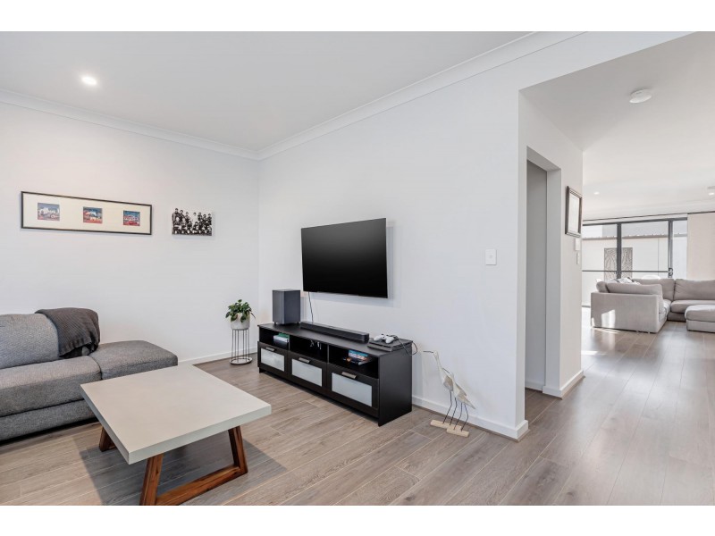 20 Symon Lane, West Lakes SA 5021