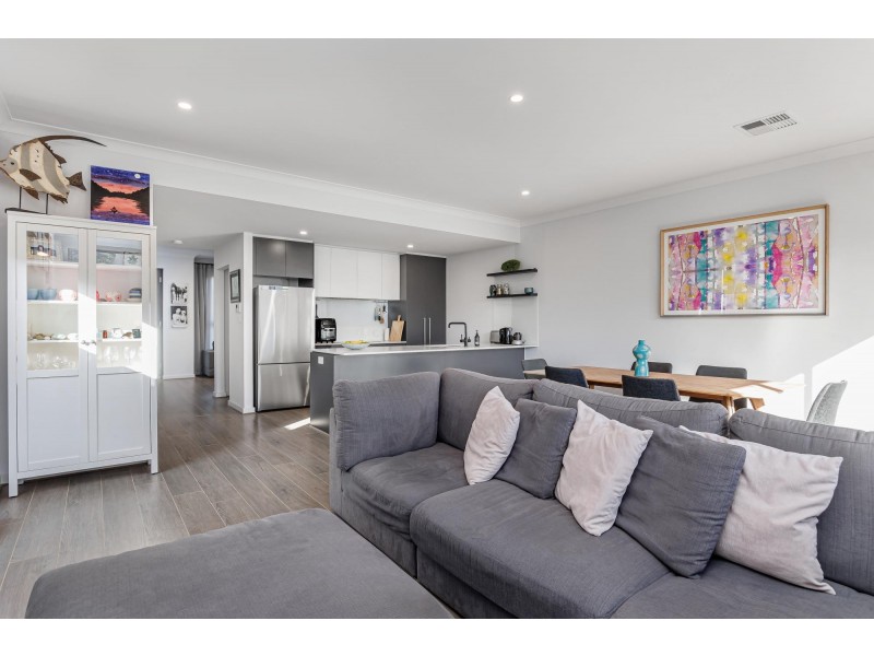 20 Symon Lane, West Lakes SA 5021