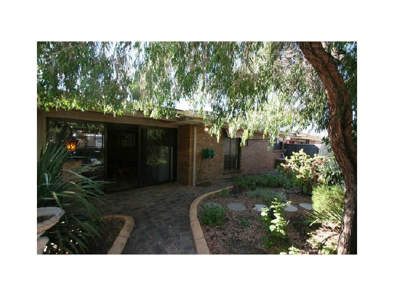 10 McDonald Grove, West Lakes SA 5021