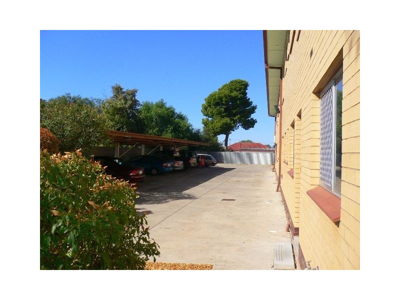 2/14 Montrose Avenue, Seaton SA 5023